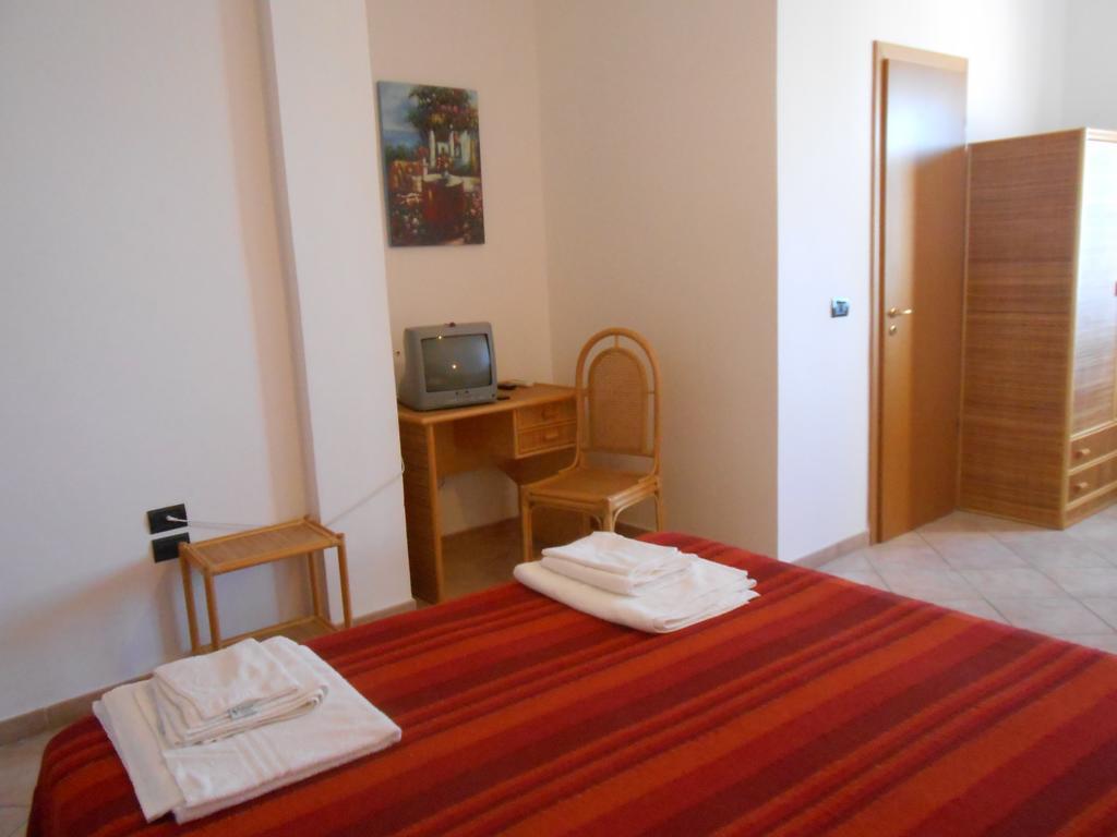 Albergo Il Terrazzino Vibo Valentia Marina Szoba fotó