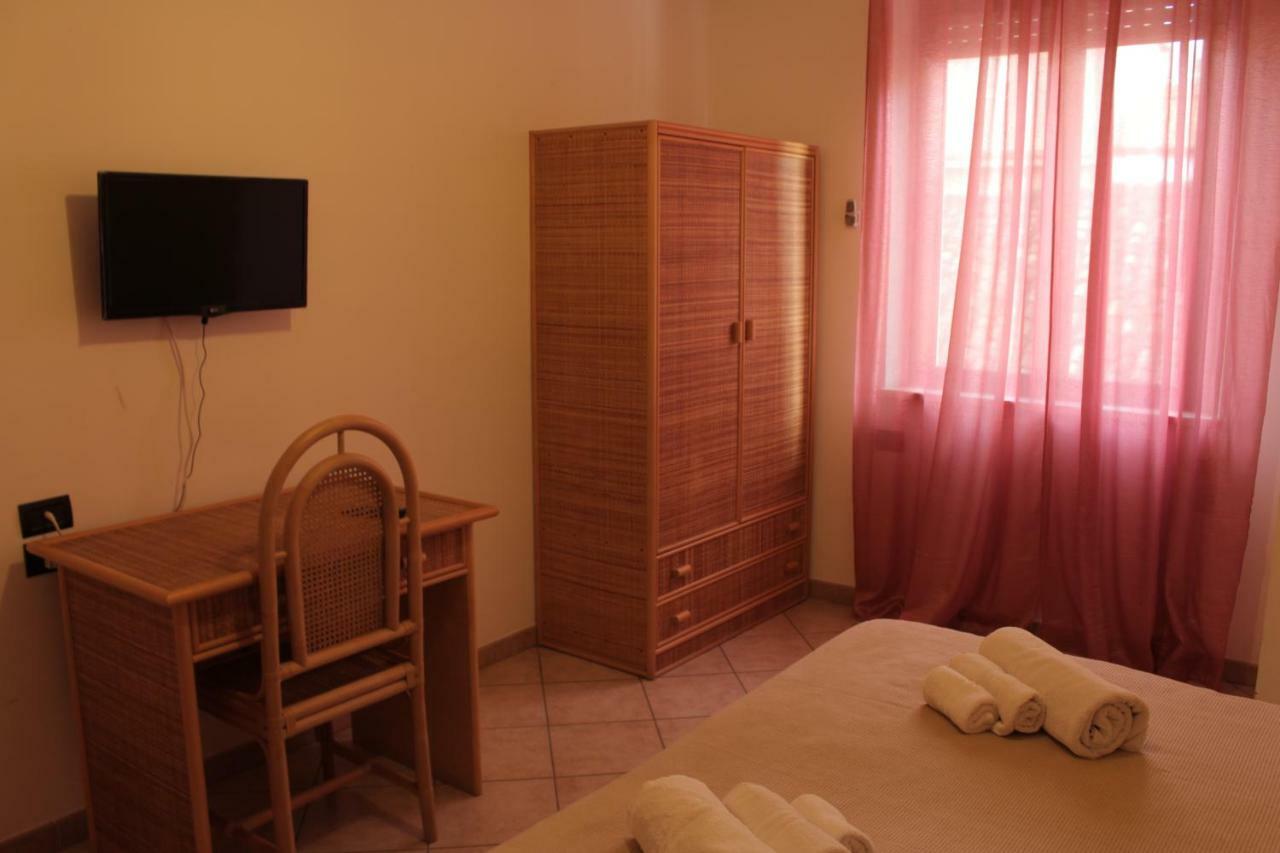 Albergo Il Terrazzino Vibo Valentia Marina Kültér fotó